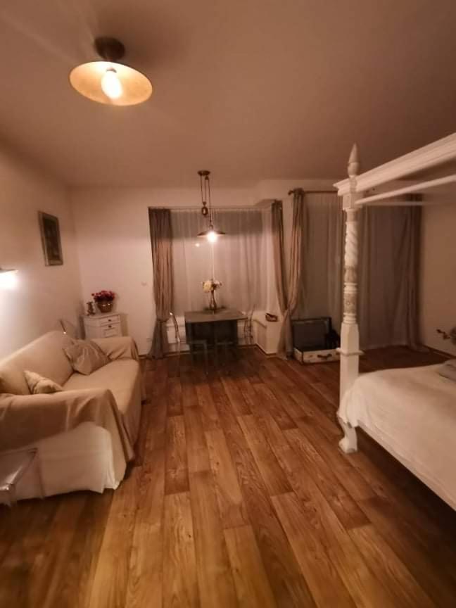 Appartamento Poetic Mikulov Esterno foto