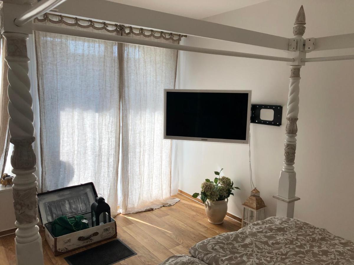 Appartamento Poetic Mikulov Esterno foto